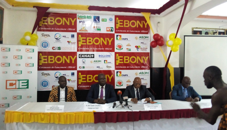 lanceùment Ebony