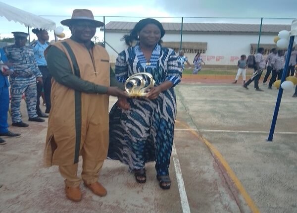 Assanvo et Mme Konan